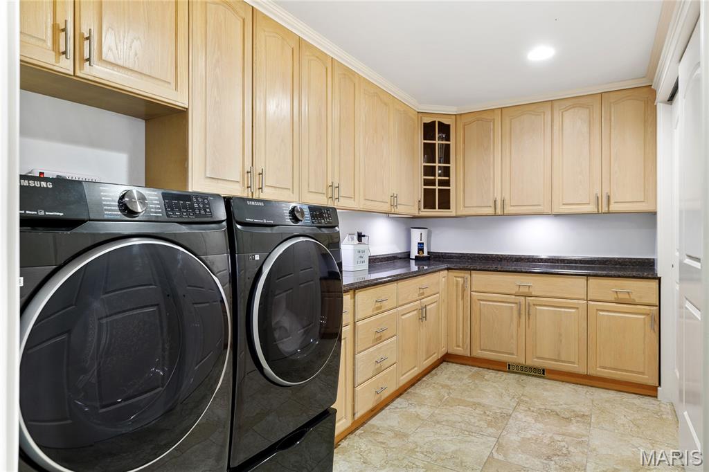 Westglen Village 4 - Residential