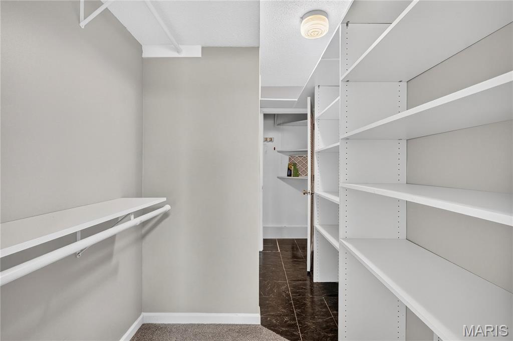 Summergate Garden Condos Ph1 1st Ammended - Residential