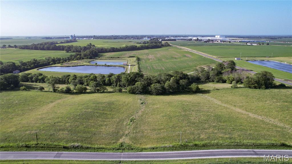 Not in a subdivision - Land