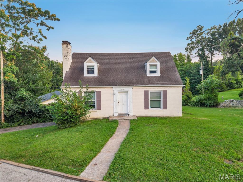 Fantastic investment opportunity or starter home in the established Kenwood Homesites neighborhood of Northwoods! Comes with a nice large, truly eat in, kitchen. Three good sized rooms, with ample closet space, a basement ready to be finished off, a back deck for entertaining, and a 1 car garage in the basement allowing for convenient access straight into the house. Don't miss out on your next house or rental! With a little TLC, this could be ready to rent or sell at the top of the market. Low expenses and high cash flow opportunity with tenants potentially paying all utilities. You are minutes away from the Normandy shopping center (St. Louis county workforce, social security admin, Rent One, City Jump Family Entertainment Complex, etc.). Easy access to I-70 and get downtown within 20 min, Earth City within 15, and the airport in less than 10. This is part of a 13 unit single family portfolio sale all located around this area and at this price point. Can be sold individually or with the rest - See Supplements.