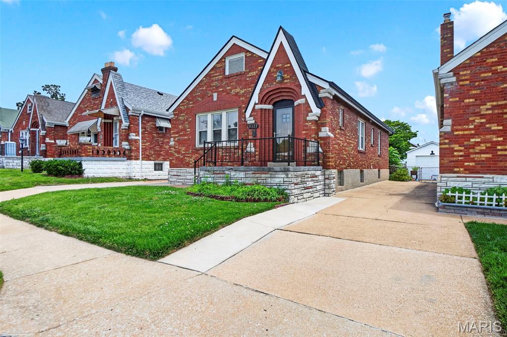 Burton Terrace - Residential