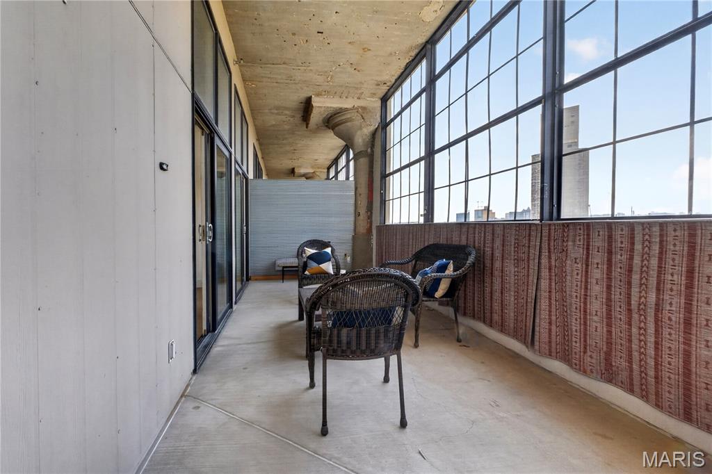 First Amendment/West End Lofts - Residential Lease