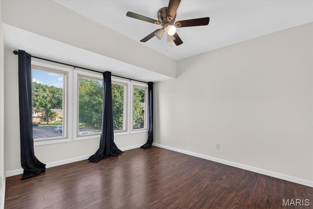 Rossridge Twnhs Condo - Residential