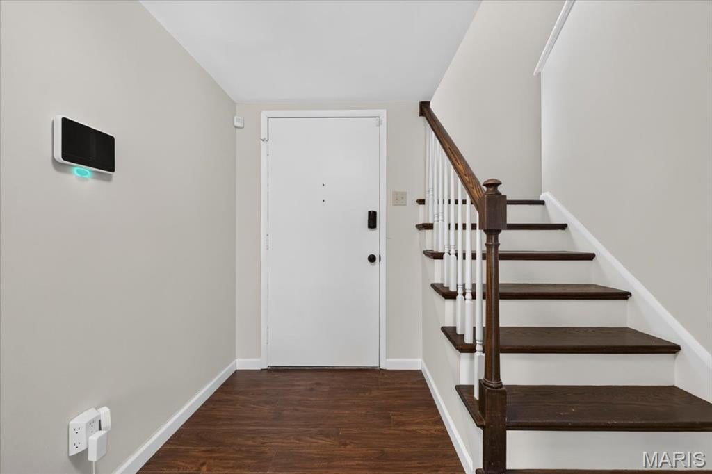 Rossridge Twnhs Condo - Residential