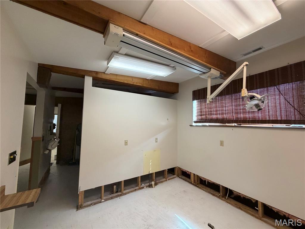 City/Steelville - Commercial Sale