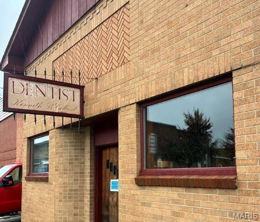 City/Steelville - Commercial Sale