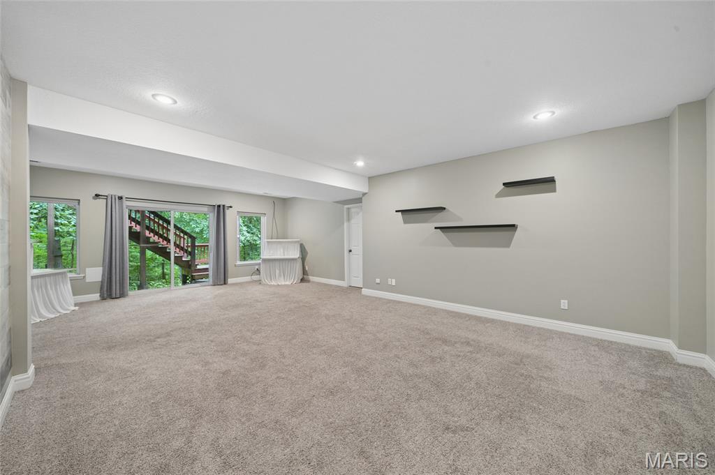 Castle Pointe Estates - Residential