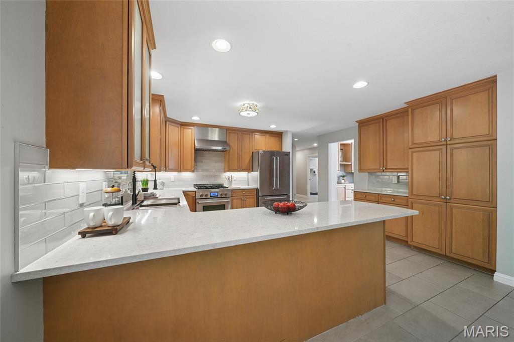 Castle Pointe Estates - Residential