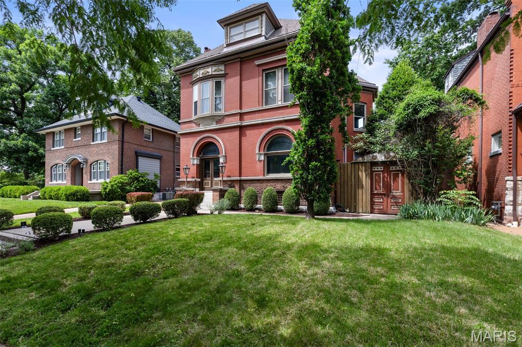 Compton Heights - Residential