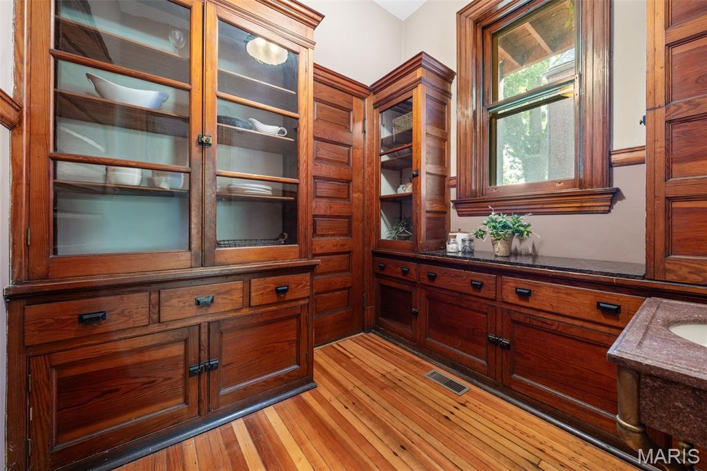 Compton Heights - Residential