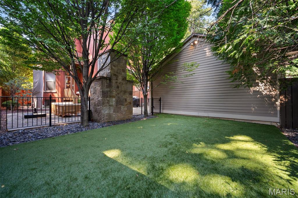 Compton Heights - Residential