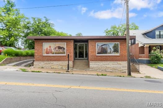 Range E - Commercial Sale