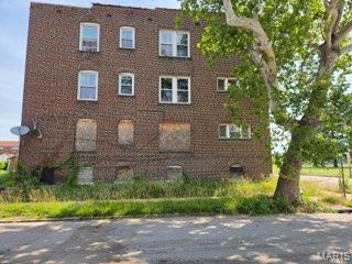 White Place - Residential Income