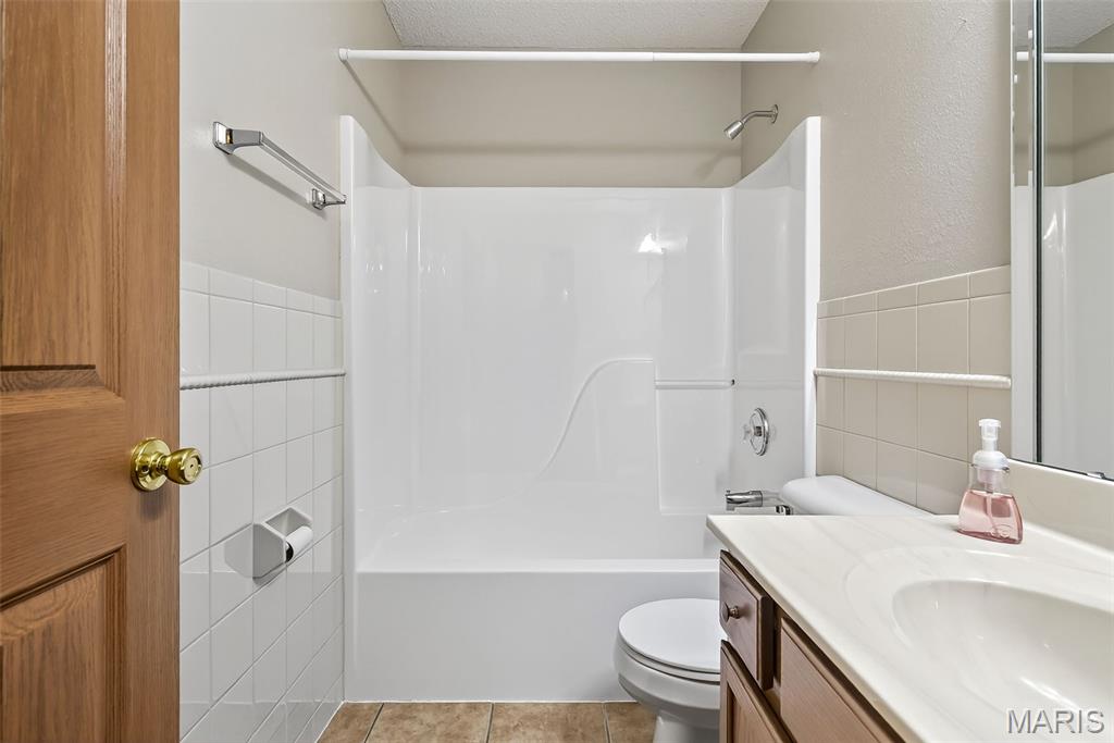 N Woods Un 03 - Residential