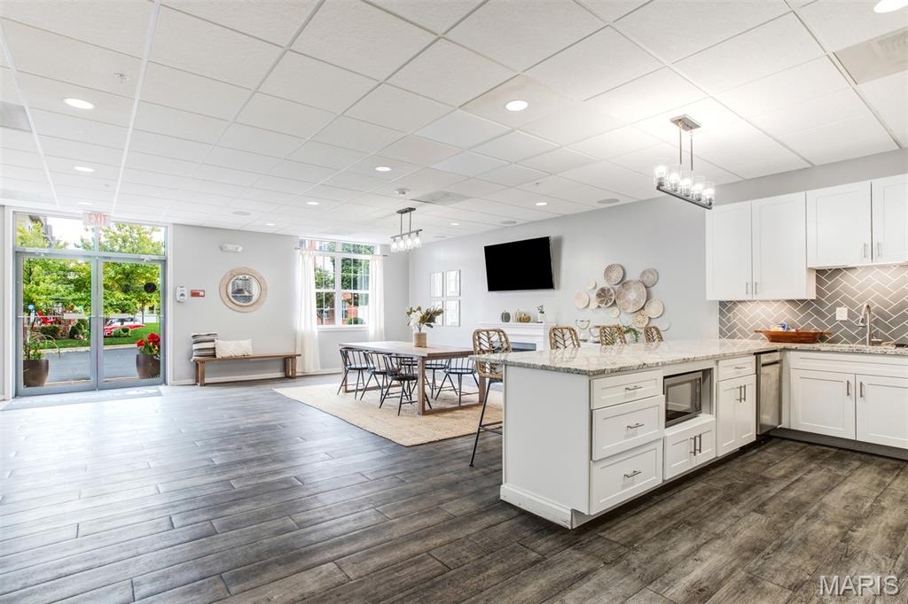 Loft Condo At Station Plaza The - Residential