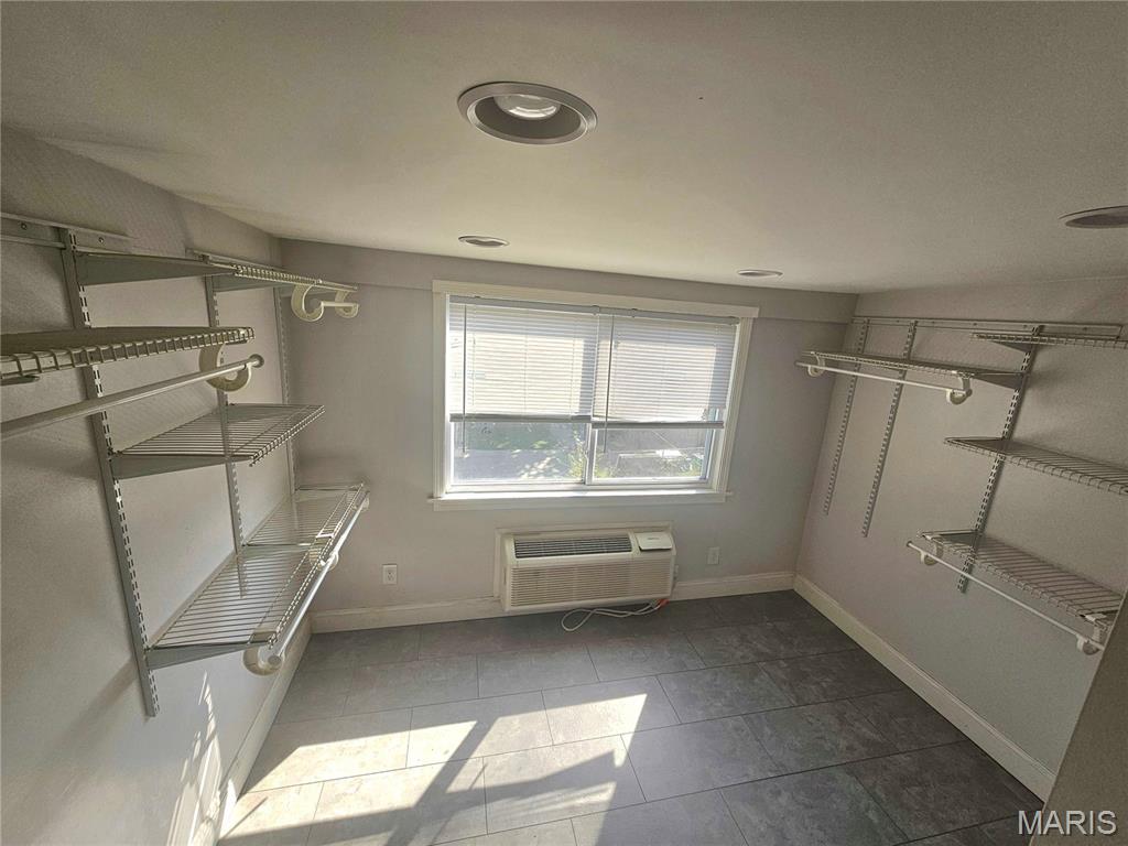 Gravois Neosho Add - Residential Lease