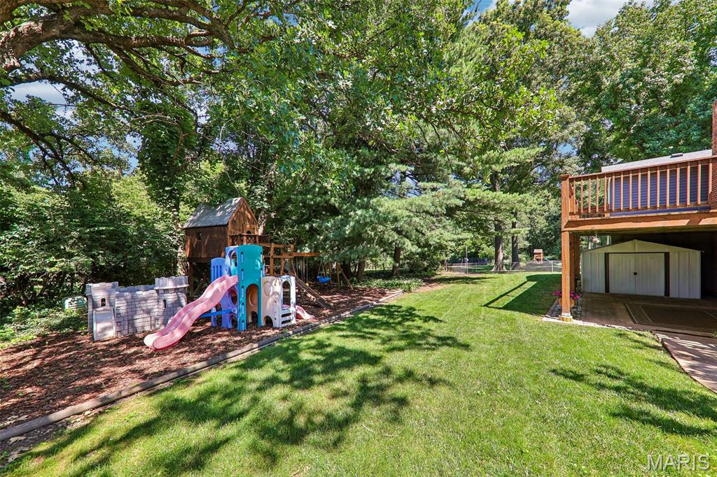 Country Lane Wood Ii 3 - Residential