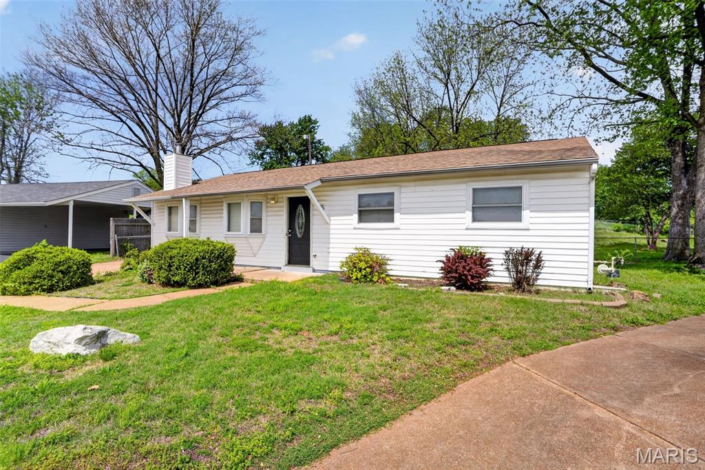 Colonial Manor - Residential