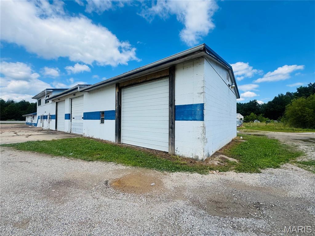 Highway 53 - Commercial Sale