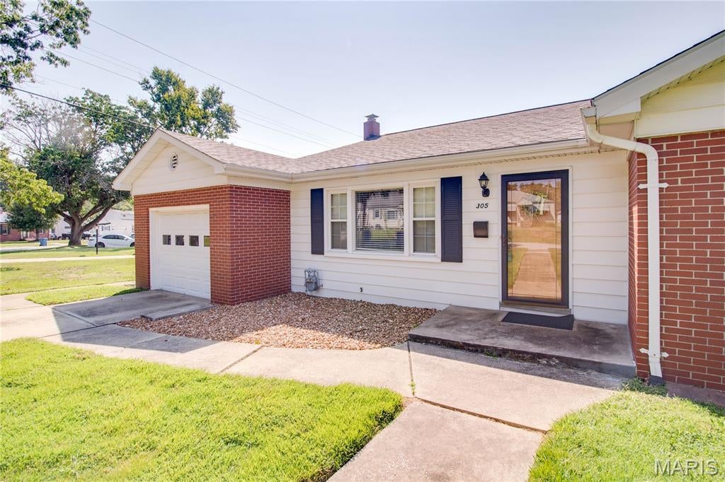 BRENTWOOD PLACE & BRENTWOOD PLACE - Residential