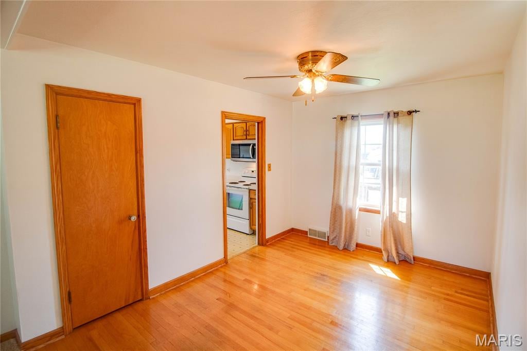 BRENTWOOD PLACE & BRENTWOOD PLACE - Residential