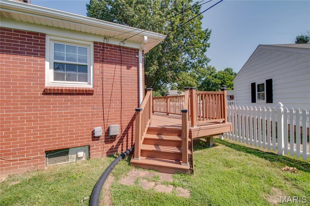 BRENTWOOD PLACE & BRENTWOOD PLACE - Residential