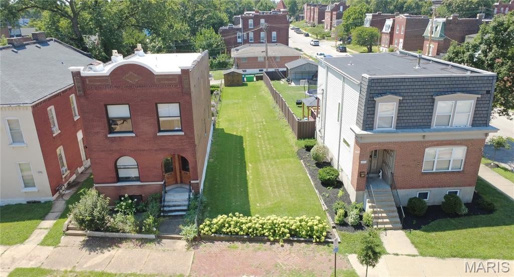 St Louis Commons Add - Land