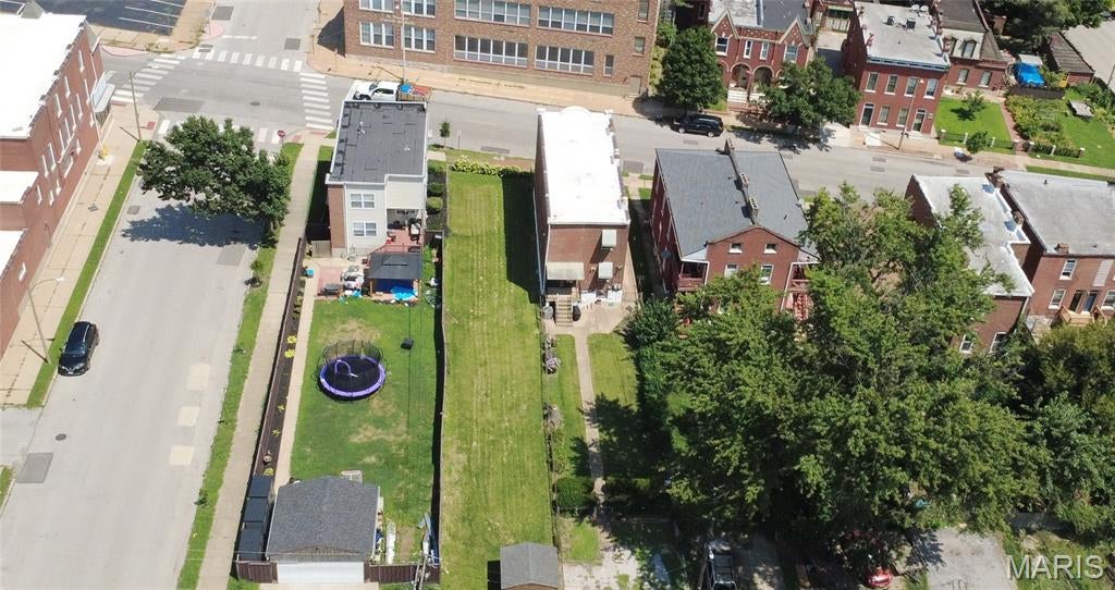 St Louis Commons Add - Land
