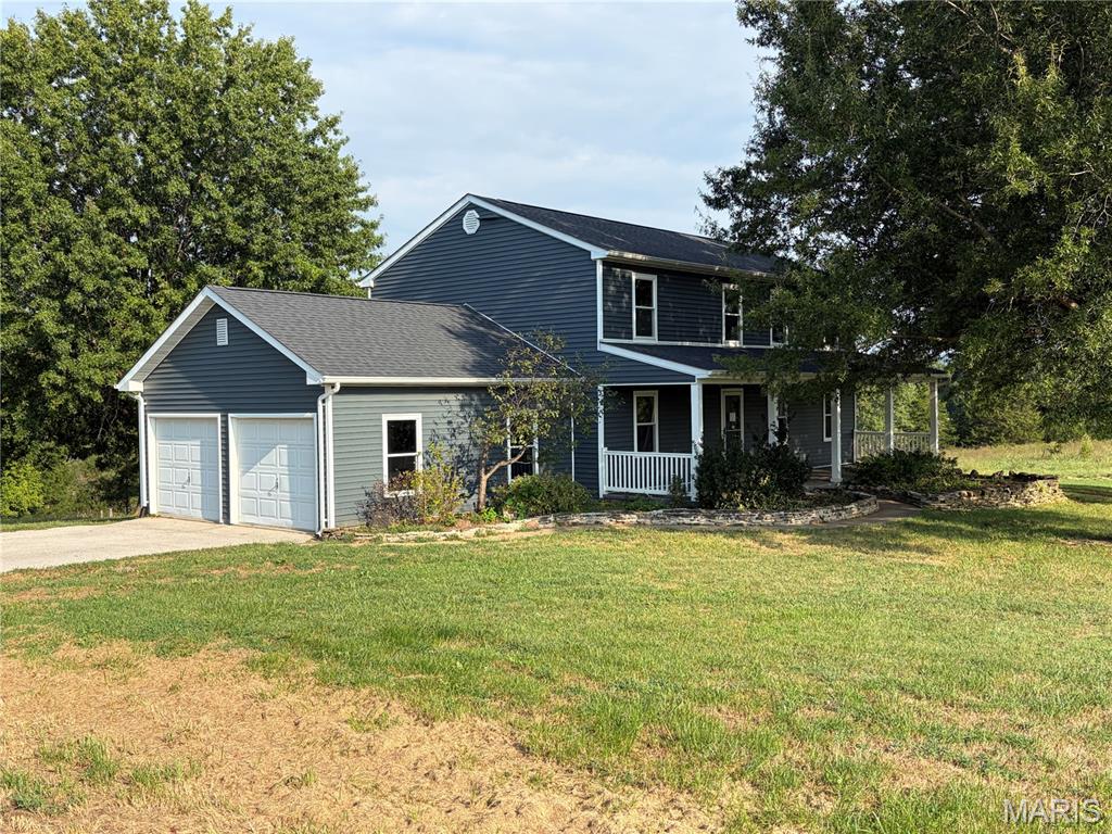 Discover a remarkable single-family residence at 2161 Young RD, Pacific, MO 63069, built in 1994. This is a great opportunity to have country living with access to local amenities. The thoughtful layout ensures ample personal space for everyone. With 4 bedrooms, a walkout basement, 8+ acres, and access to a private lake you are bound to find something to love!
Property is subject to Freddie Mac First Look Initiative through 10/17/2026.
Addendums after acceptance. Min. $1000 earnest money in form of cashier's check payable to Dolan Realtors upon acceptance along w/ prequal/proof of funds required with all offers