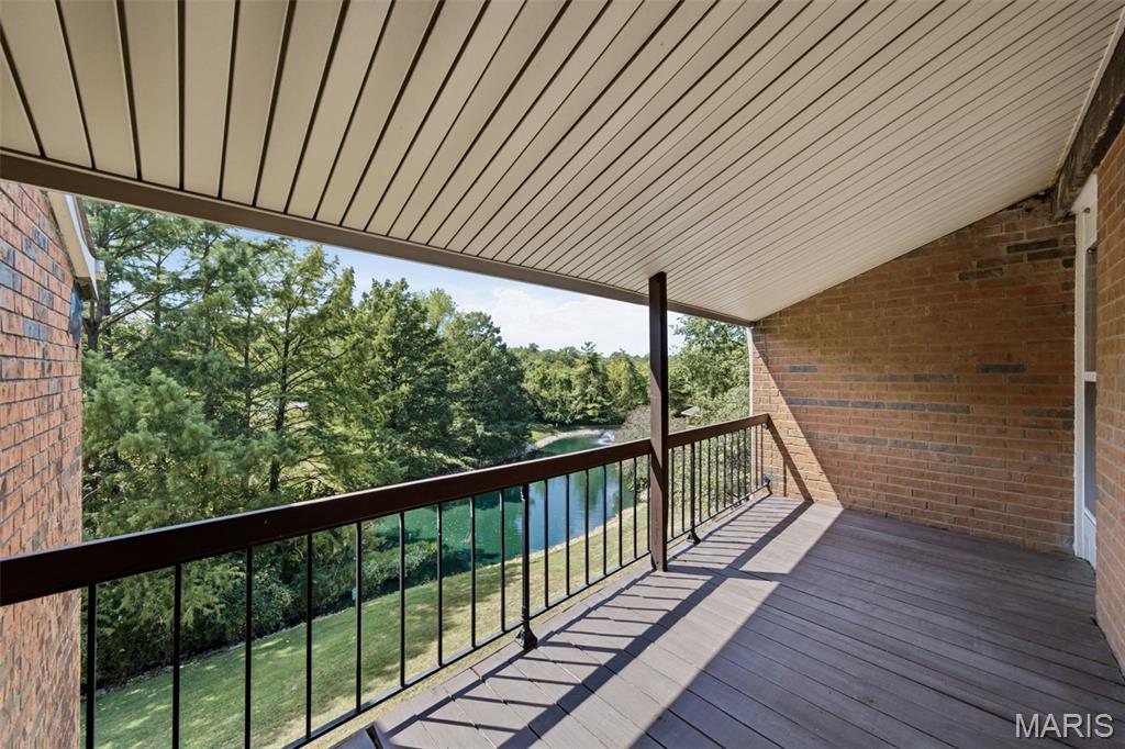 Greenbriar Condo - Residential