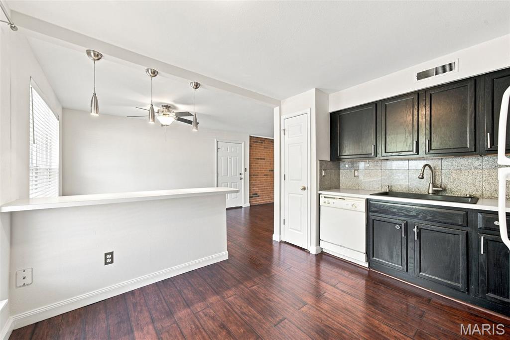 Greenbriar Condo - Residential