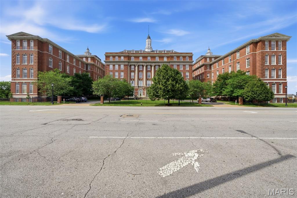 Georgian Condos - Residential