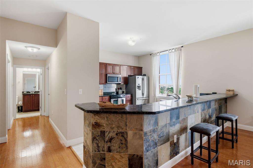 Georgian Condos - Residential