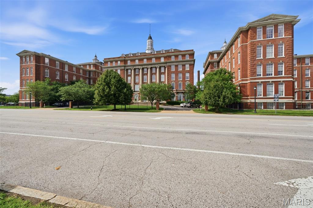 Georgian Condos - Residential
