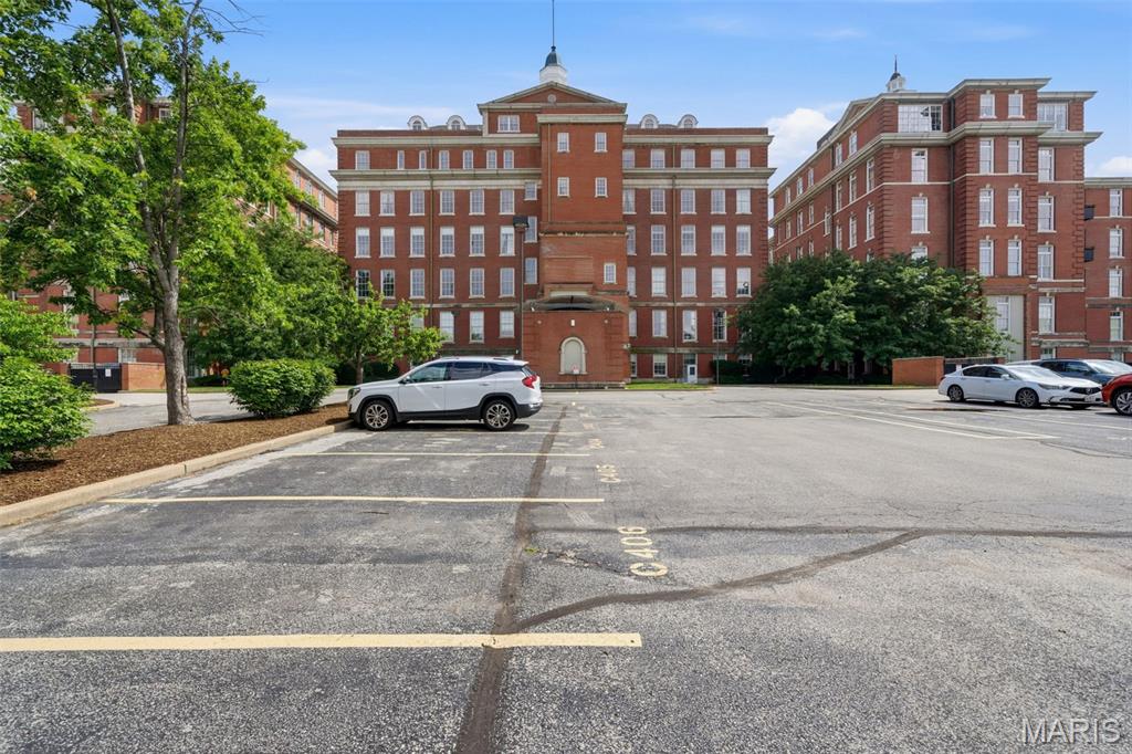 Georgian Condos - Residential