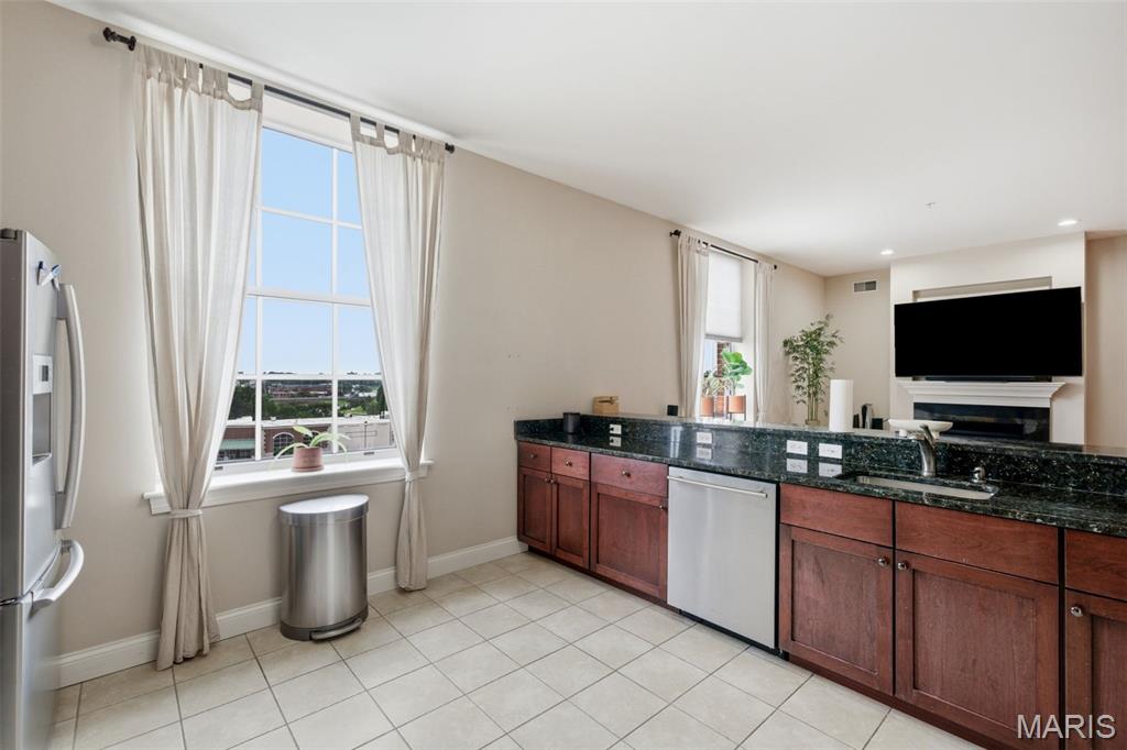 Georgian Condos - Residential