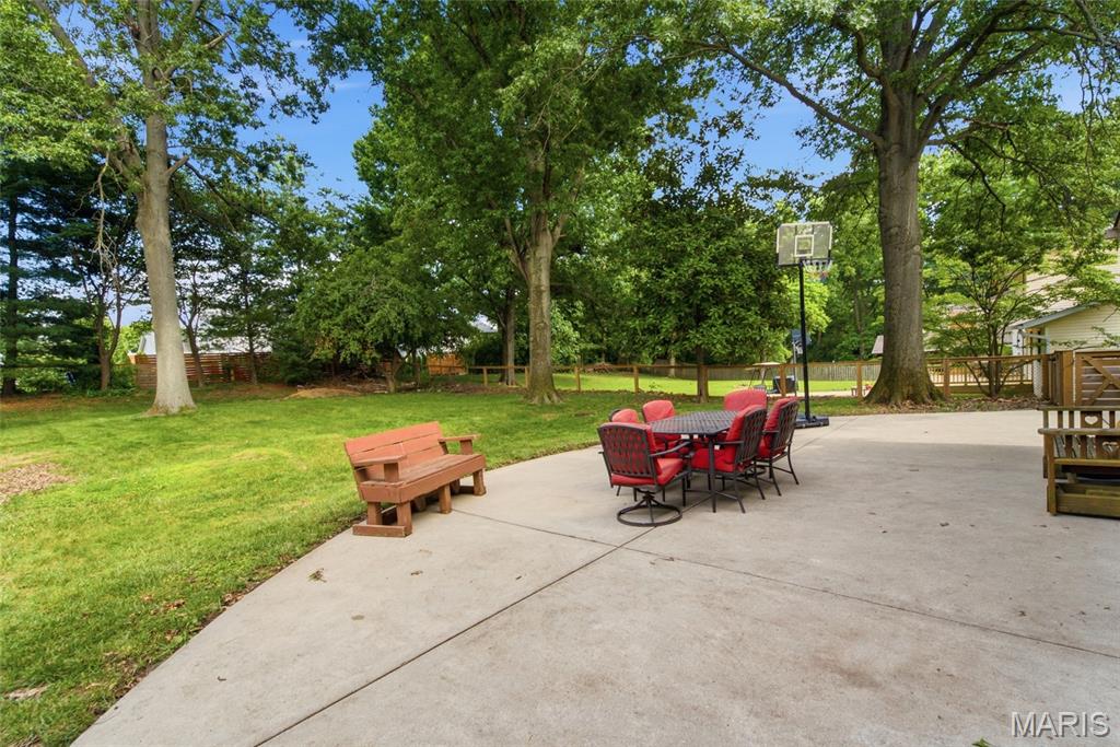 Montclaire Meadows 1st Add - Residential