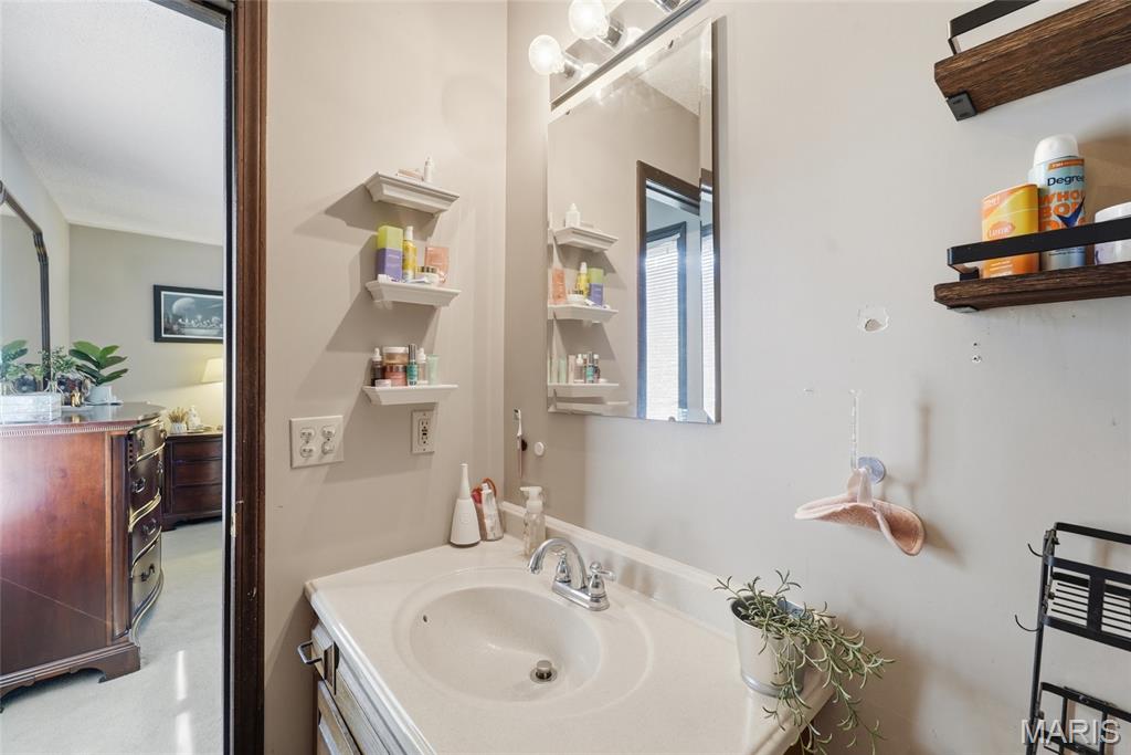 Montclaire Meadows 1st Add - Residential