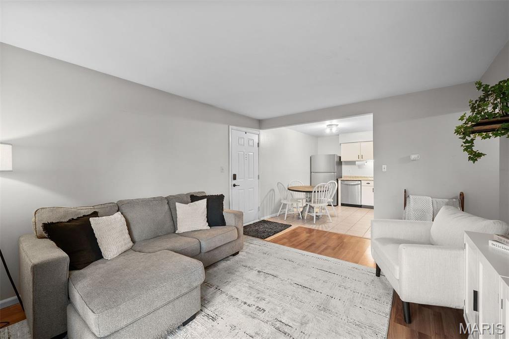 Sherwood Place Condo Eight - Residential