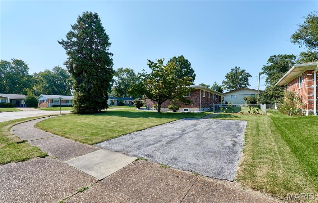 Lindsay Lane Estate - Residential