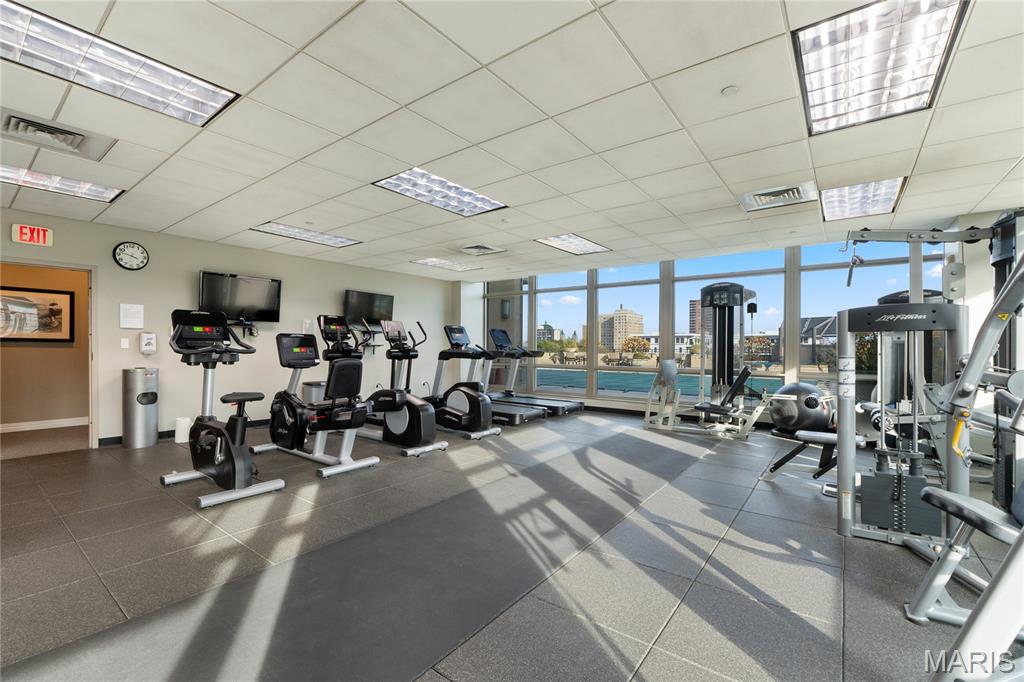 Park East Tower Condos - Residential Lease