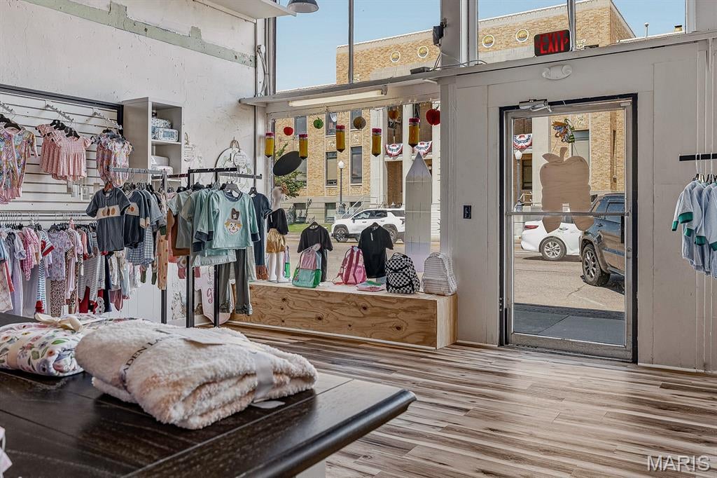 N/A - Commercial Sale