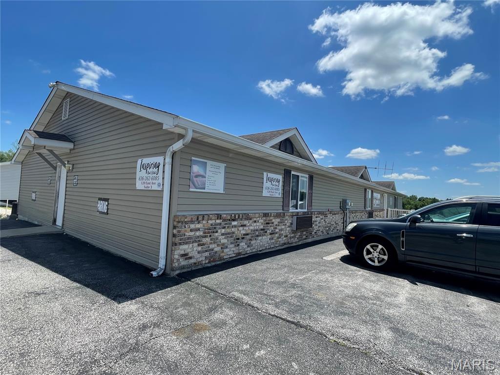 Business Park - Commercial Lease