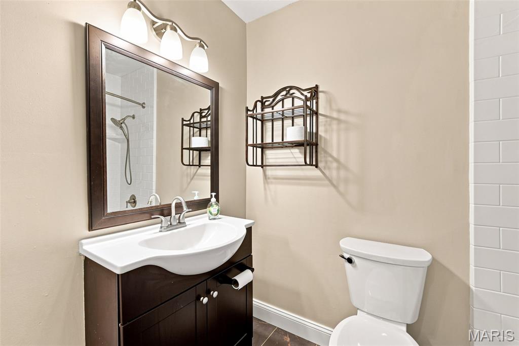 Burtonwood Manor 2 Condo - Residential