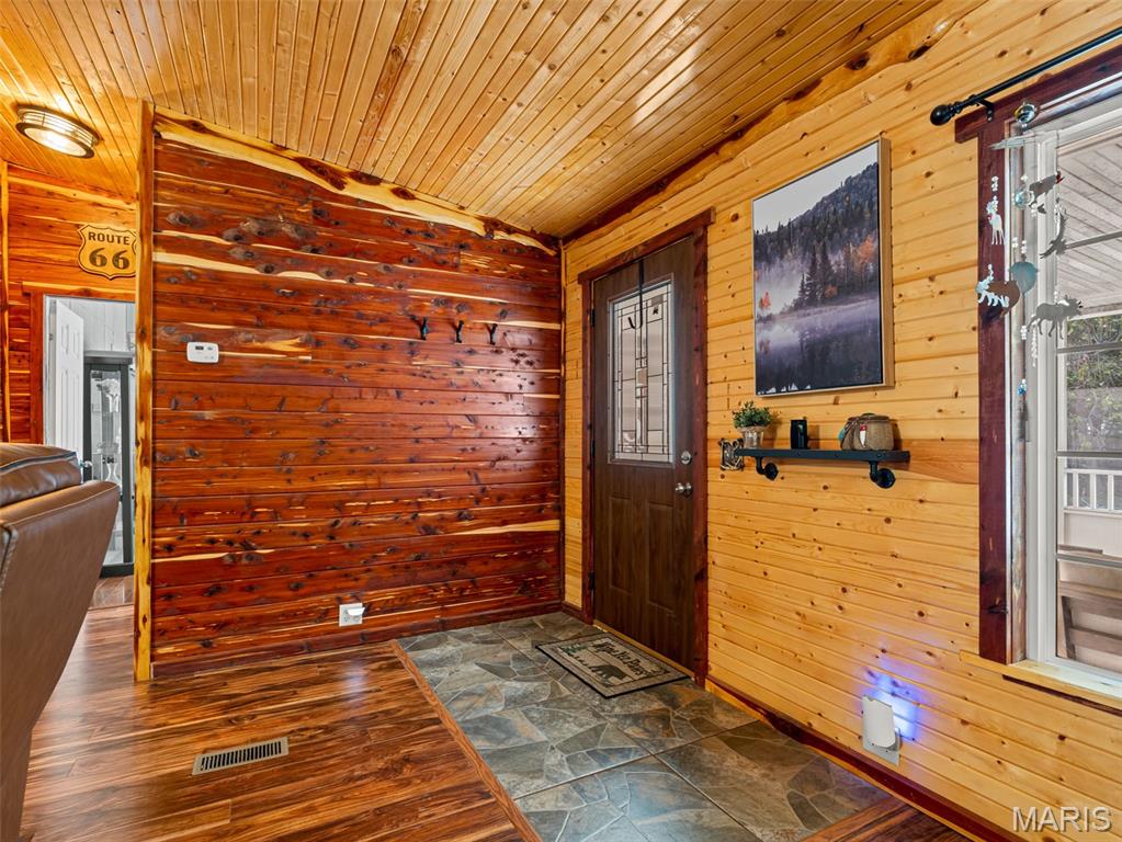 Lake Timberline 14 - Residential