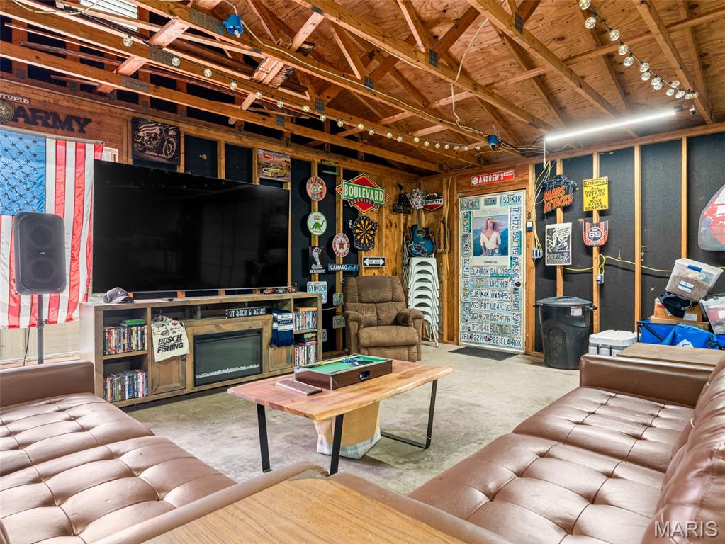 Lake Timberline 14 - Residential