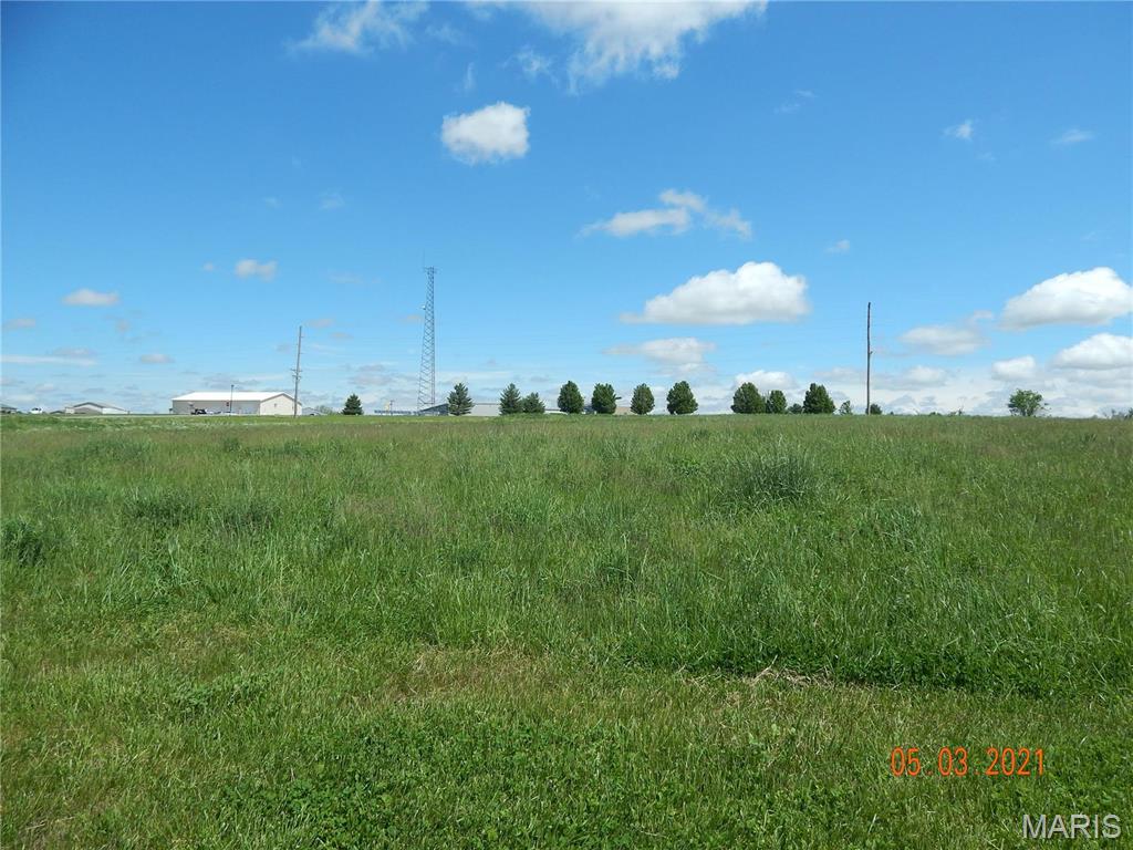 New Design Plaza - Land