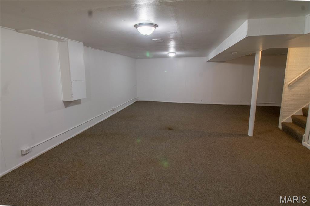 Hathaway Manor 14 - Residential Lease