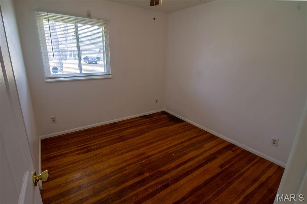 Hathaway Manor 14 - Residential Lease
