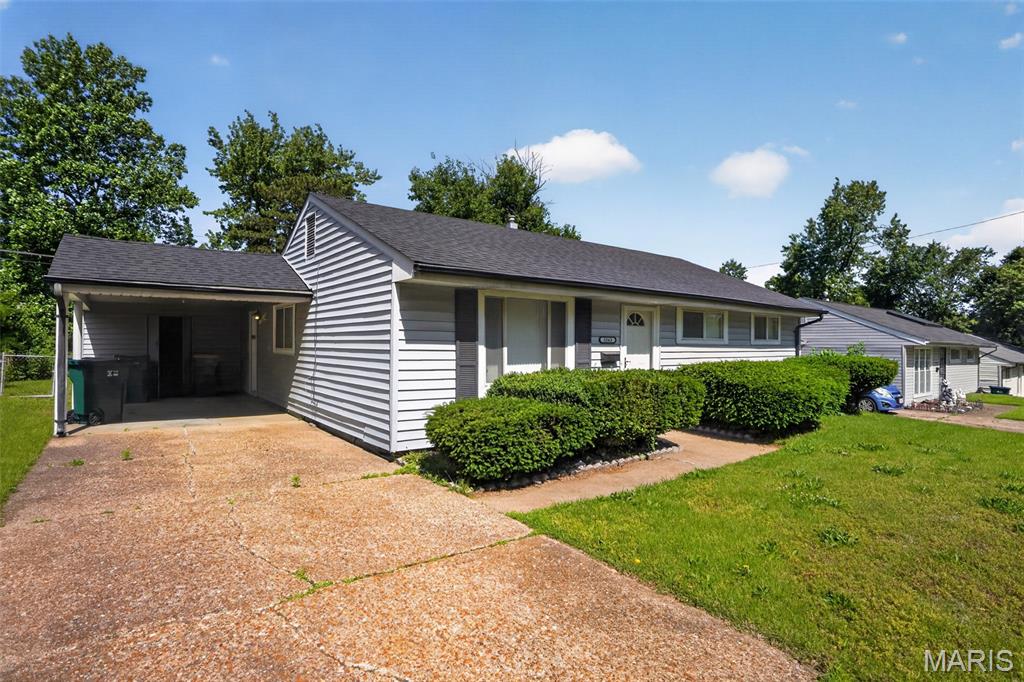 Welcome to this charming 3-bedroom, 1-bath home in St. Louis County! This property features a spacious living area filled with natural light, functional kitchen space, and comfortable bedrooms perfect for everyday living. Flooring includes a mix of carpet, tile, and vinyl for easy maintenance. The exterior offers aluminum/vinyl siding and a generous yard with plenty of outdoor potential. Conveniently located near schools, shopping, dining, and major roadways, this home provides easy access to everyday amenities and commuting routes. Whether you're looking to expand your portfolio or settle into a cozy residence, this property offers comfort, convenience, and value. Don’t miss the chance to make this home your own!